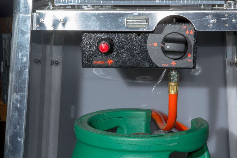 Kültéri Hősugárzó - Piramis - 11,2kW - 500x500x(H)2220mm - 2