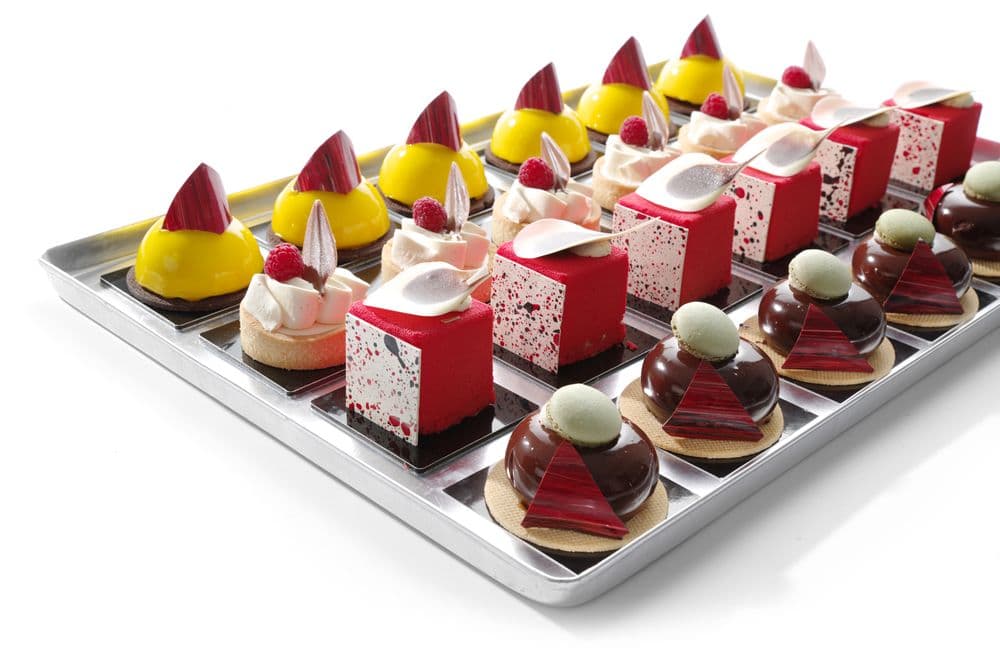 Vitrintálca ezüst - 600x400x(H)20mm - 4