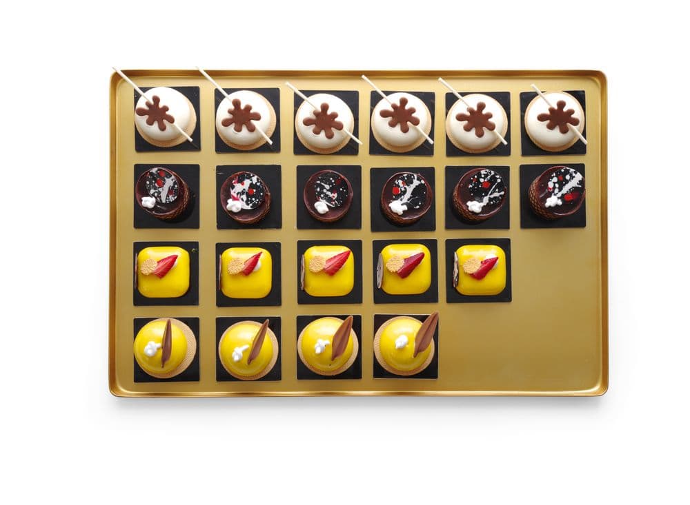 Vitrintálca arany - 400x300x(H)20mm - 2