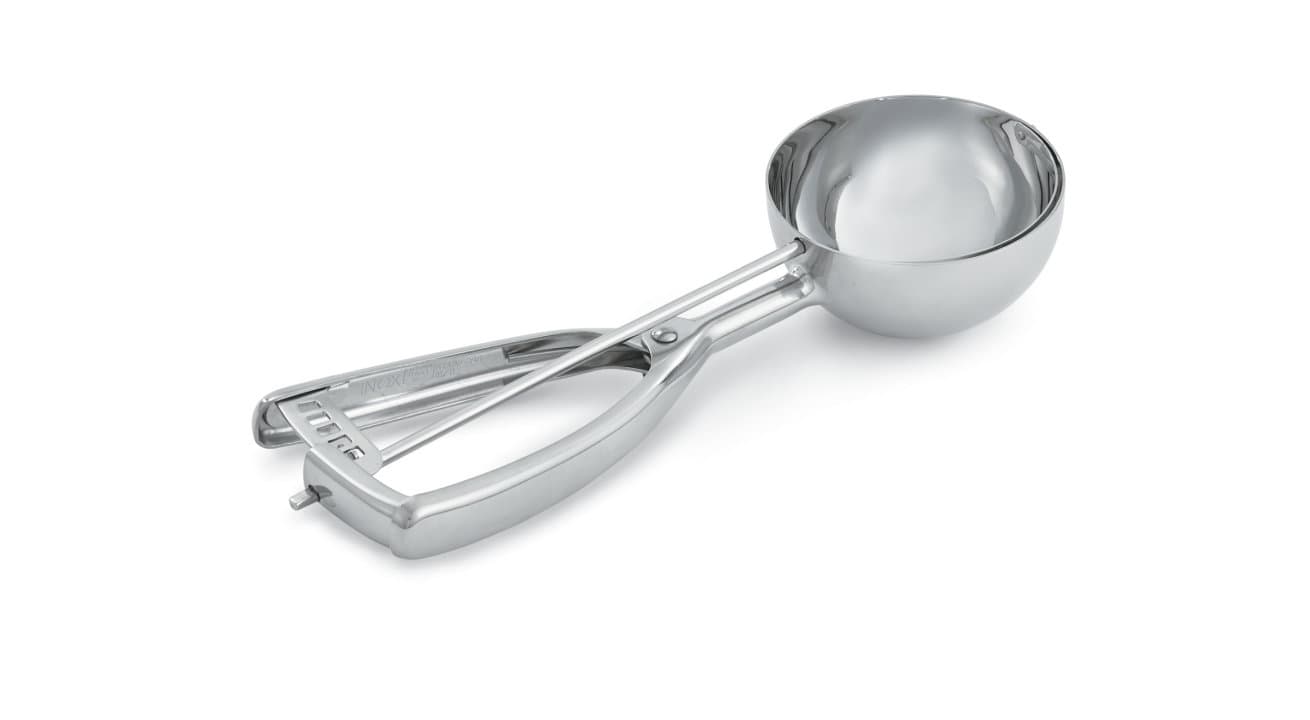 5 ⅓-ounce round stainless steel squeeze disher